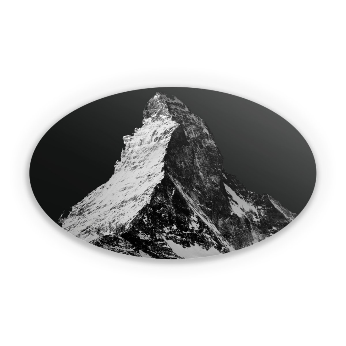 Montagnes enneigées