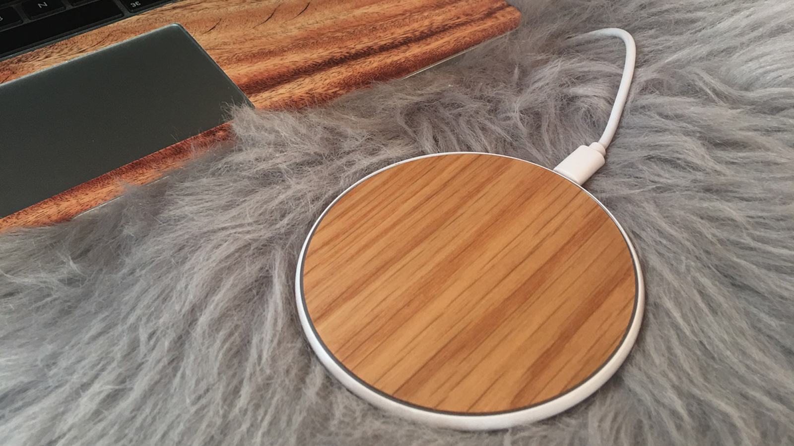 Wireless Charger Schwarz Schwarz