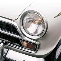 Headlights Close Up - Edition Auto