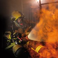 Feuerwehrmann Retter des Tages - JP Gansewendt Photography