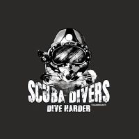 Scuba divers dive harder - Rahmenlos